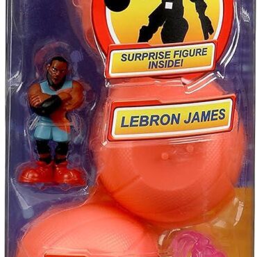 Комплект от 4 фигурки Space Jam 2 A New Legacy, Lebron, Daffy Duck , Lola Bunny + 1 фигурка изненада, 5 см, Многоцветен